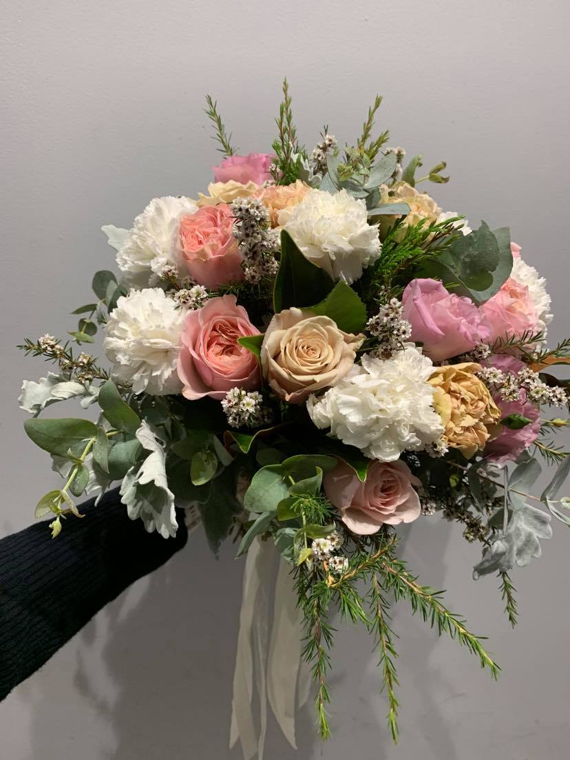 Florists in Kurri Kurri | Flower Delivery by Beautiful Blooms Of Kurri